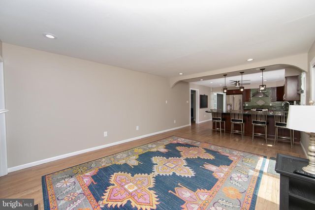 21 FOUNTAIN CT, Cherry Hill, NJ 08034