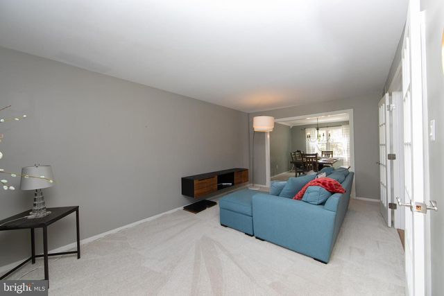 21 FOUNTAIN CT, Cherry Hill, NJ 08034