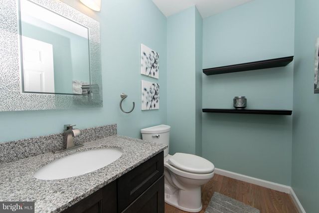 21 FOUNTAIN CT, Cherry Hill, NJ 08034