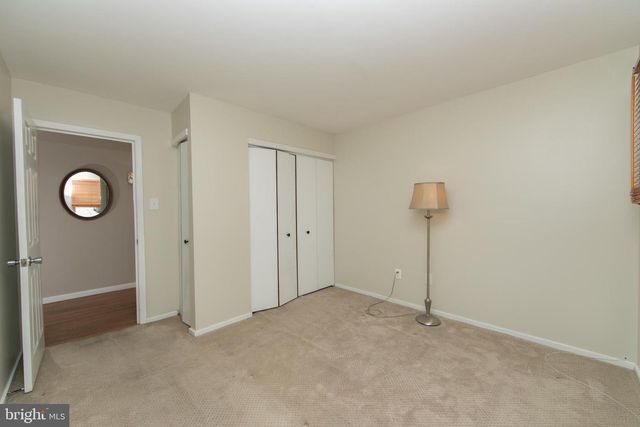 21 FOUNTAIN CT, Cherry Hill, NJ 08034