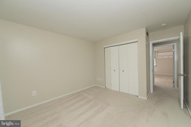 21 FOUNTAIN CT, Cherry Hill, NJ 08034