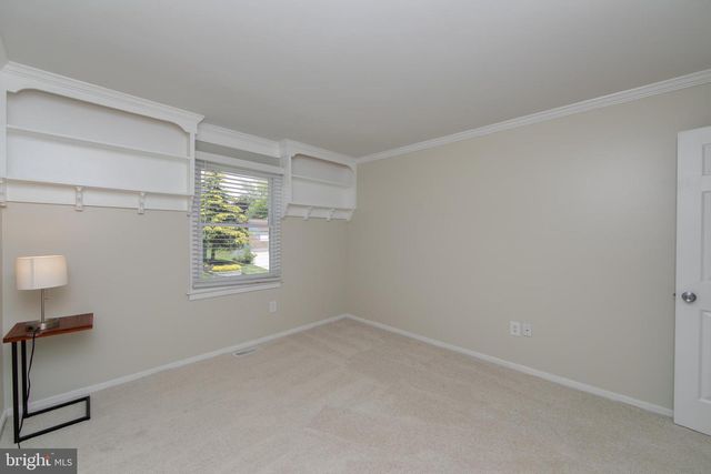 21 FOUNTAIN CT, Cherry Hill, NJ 08034