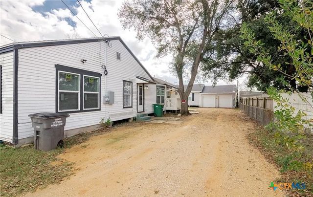 2003 Woodlawn Street front, Victoria, TX 77901