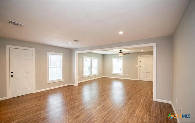 2003 Woodlawn Street front, Victoria, TX 77901