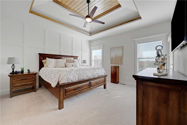 1433 Woodland Road, Greenwood, MO 64034