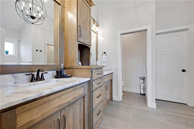 1433 Woodland Road, Greenwood, MO 64034