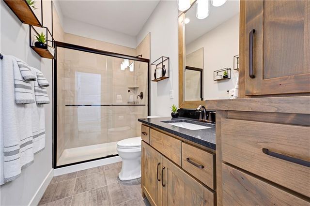 1433 Woodland Road, Greenwood, MO 64034