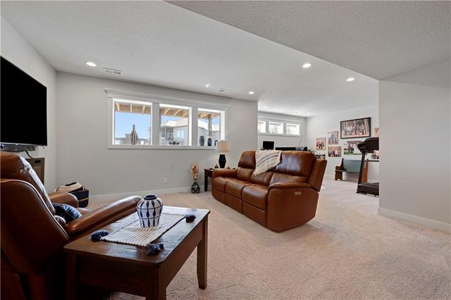 1433 Woodland Road, Greenwood, MO 64034