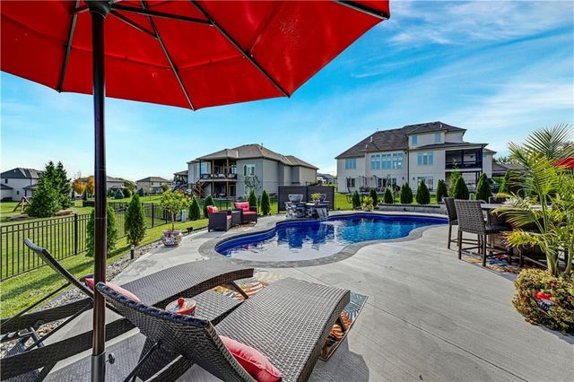 1433 Woodland Road, Greenwood, MO 64034