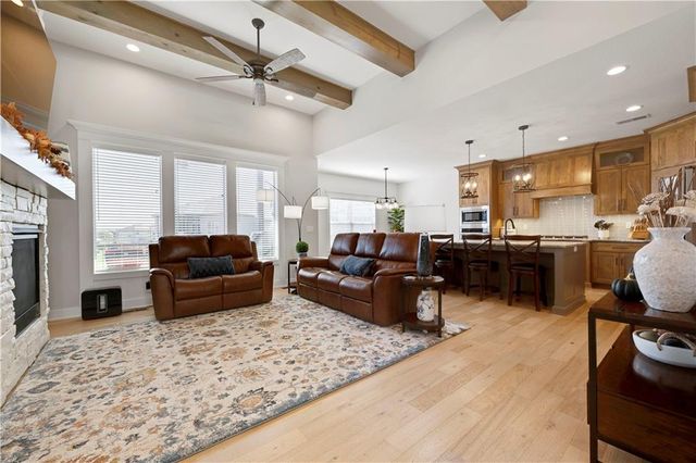 1433 Woodland Road, Greenwood, MO 64034