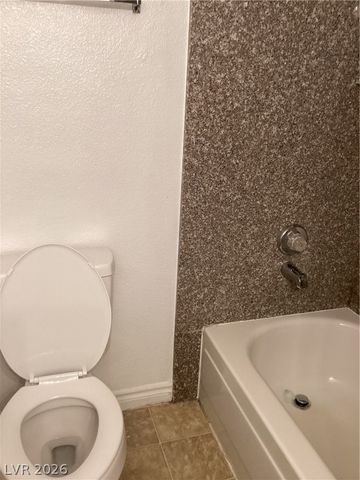5404 River Glen Drive 361, Las Vegas, NV 89103