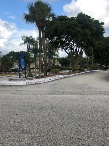 31 Crossings Cir G, Boynton Beach, FL 33435