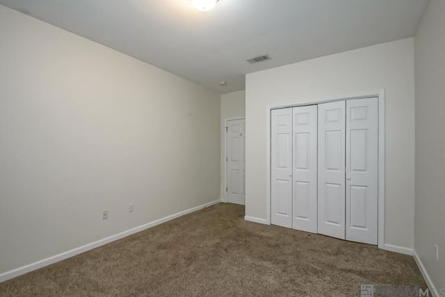 5345 Faulkner Dr, Darrow, LA 70725