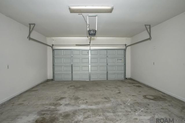 5345 Faulkner Dr, Darrow, LA 70725