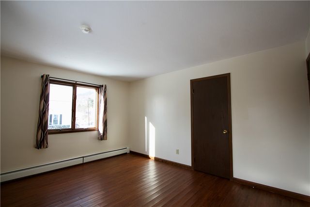 7 Juliand Street, Bainbridge, NY 13733