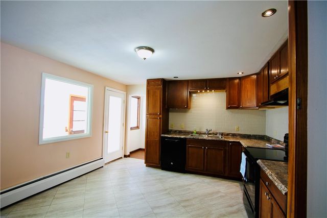 7 Juliand Street, Bainbridge, NY 13733