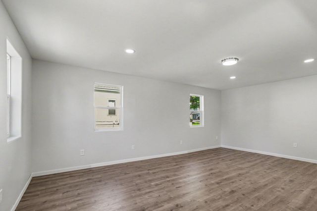 153 W Jefferson Street, Westville, IN 46391