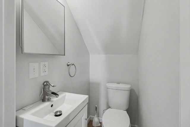 153 W Jefferson Street, Westville, IN 46391