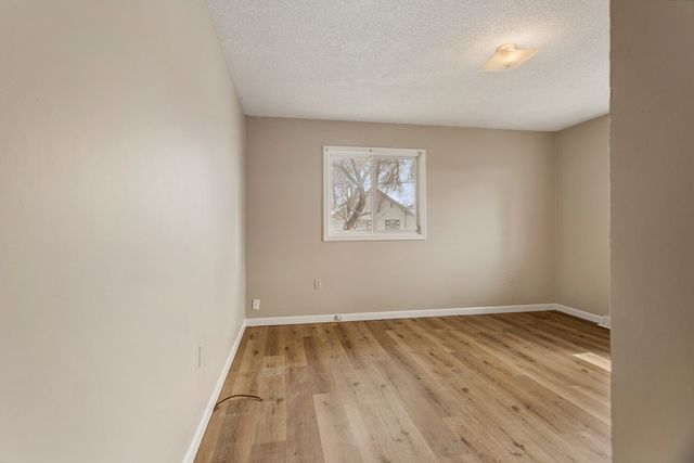 607 S Glover Avenue, Urbana, IL 61802