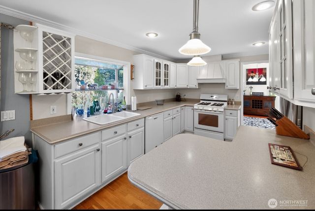 10918 SE 270th Street, Kent, WA 98030