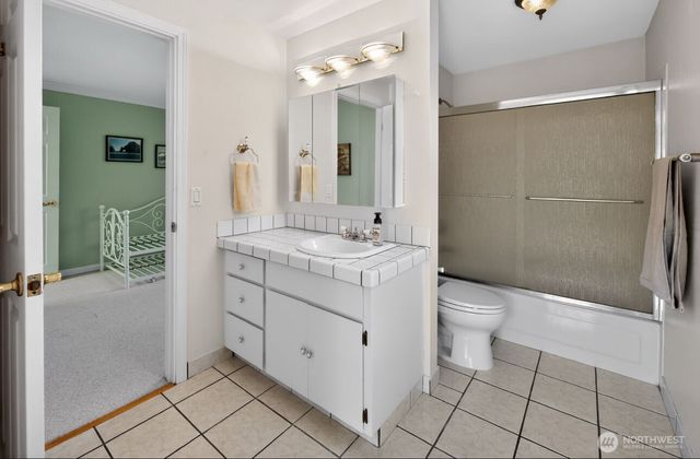 10918 SE 270th Street, Kent, WA 98030