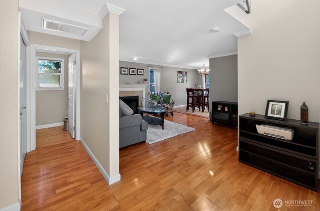 10918 SE 270th Street, Kent, WA 98030