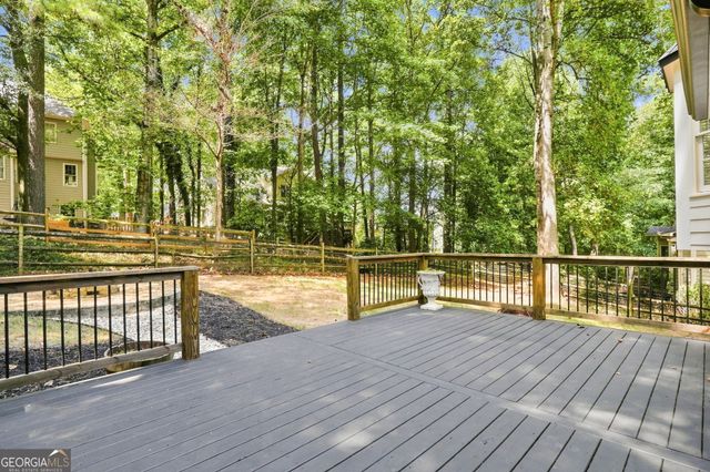 657 Wedgewood Drive, Woodstock, GA 30189