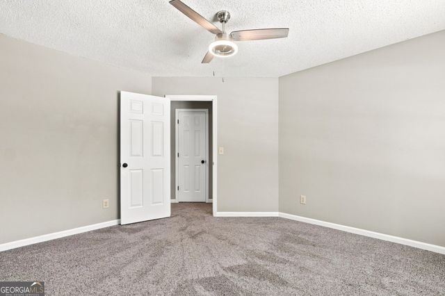 657 Wedgewood Drive, Woodstock, GA 30189