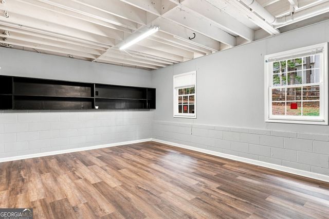 657 Wedgewood Drive, Woodstock, GA 30189