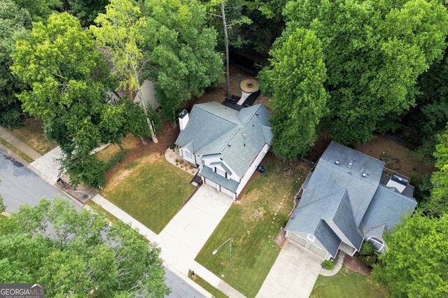 657 Wedgewood Drive, Woodstock, GA 30189