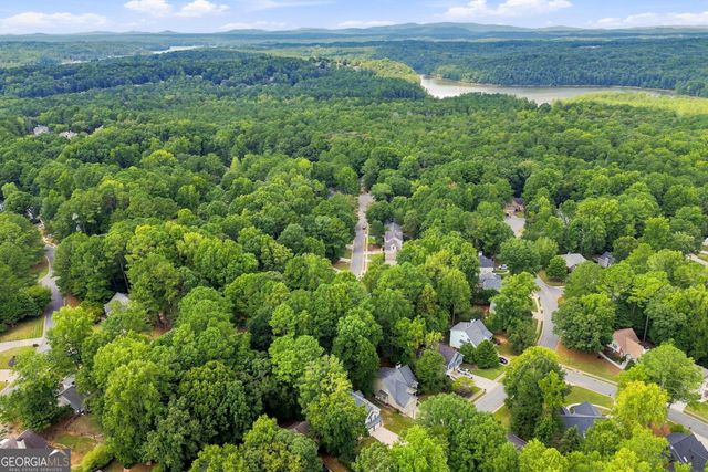 657 Wedgewood Drive, Woodstock, GA 30189