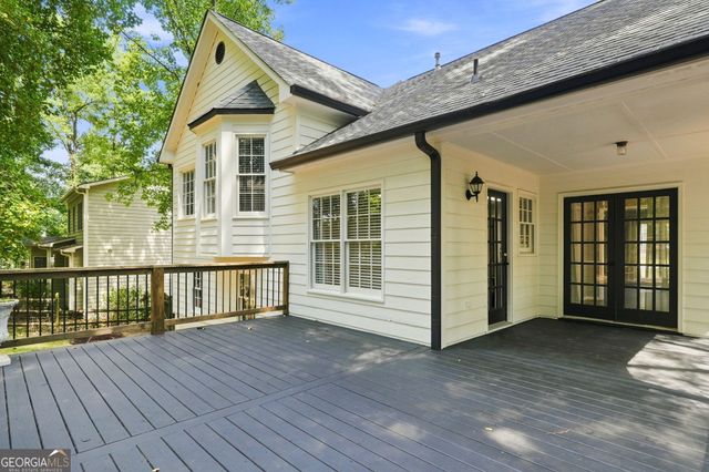 657 Wedgewood Drive, Woodstock, GA 30189
