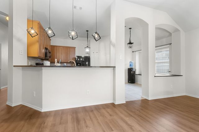 4844 Summer Oaks Lane, Fort Worth, TX 76123