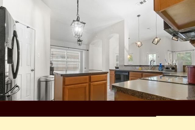 4844 Summer Oaks Lane, Fort Worth, TX 76123