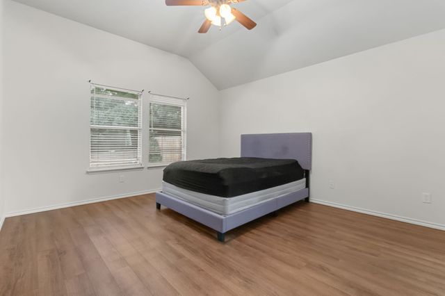 4844 Summer Oaks Lane, Fort Worth, TX 76123