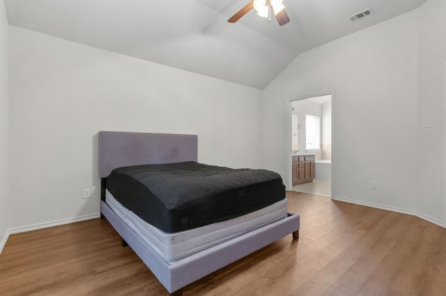 4844 Summer Oaks Lane, Fort Worth, TX 76123