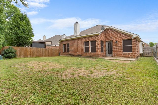 4844 Summer Oaks Lane, Fort Worth, TX 76123