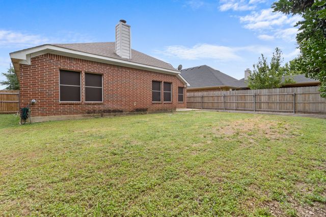 4844 Summer Oaks Lane, Fort Worth, TX 76123
