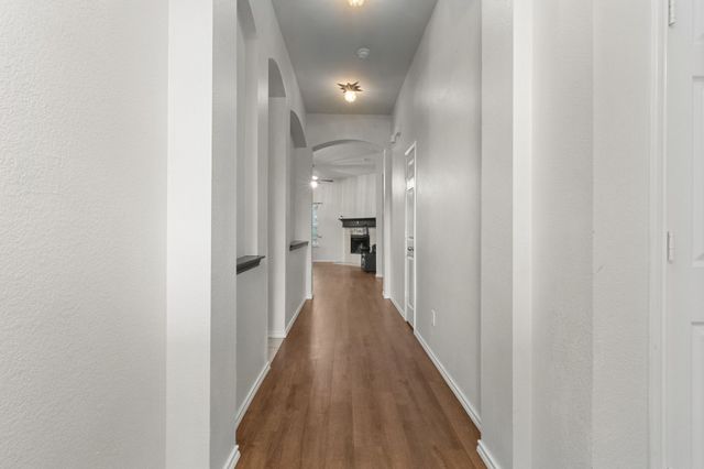 4844 Summer Oaks Lane, Fort Worth, TX 76123