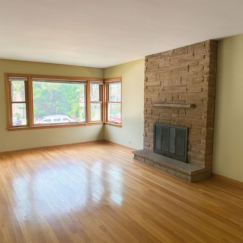 7935 Karlov Avenue A, Skokie, IL 60076