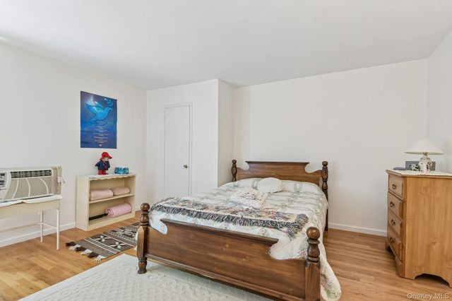 7 Diana Hill, Huntington, NY 11743