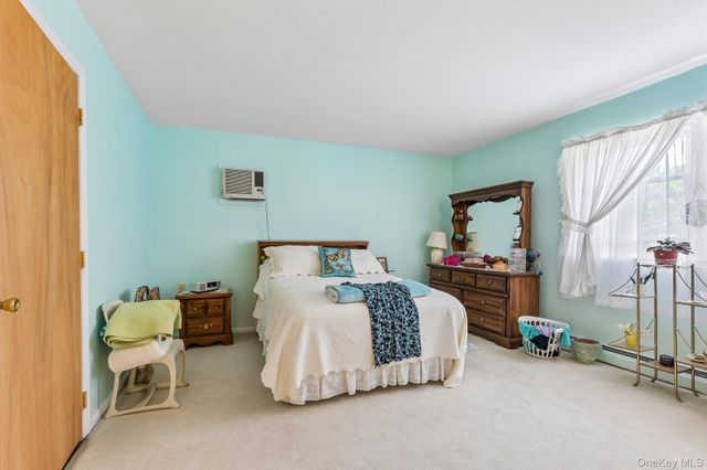 7 Diana Hill, Huntington, NY 11743