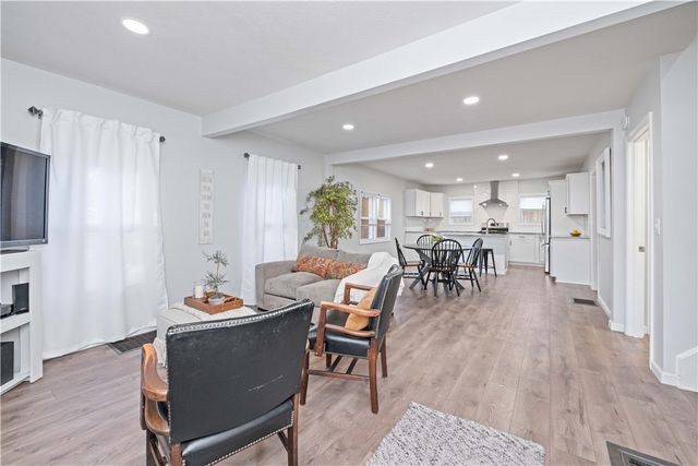 55 Orchard Street, Webster, NY 14580