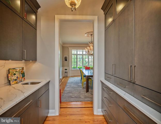6020 ATKINSON RD, New Hope, PA 18938