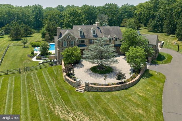 6020 ATKINSON RD, New Hope, PA 18938