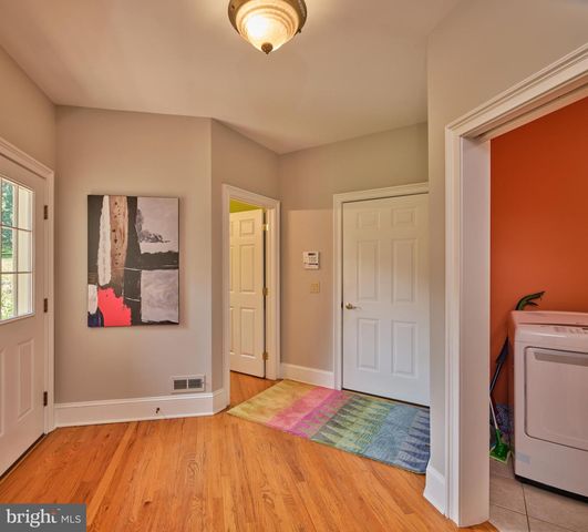 6020 ATKINSON RD, New Hope, PA 18938