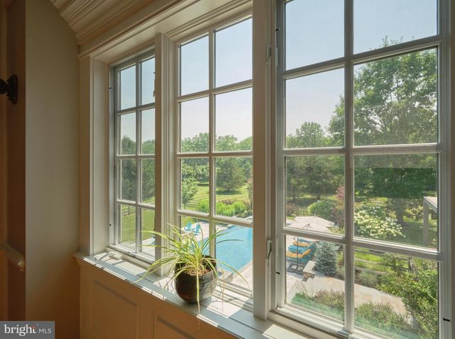 6020 ATKINSON RD, New Hope, PA 18938