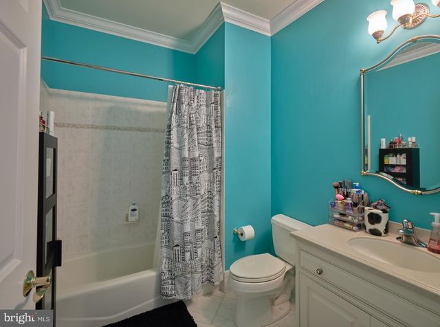 6020 ATKINSON RD, New Hope, PA 18938