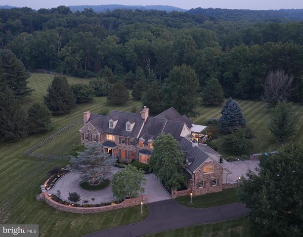 6020 ATKINSON RD, New Hope, PA 18938