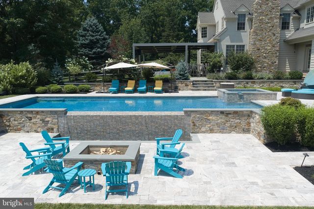 6020 ATKINSON RD, New Hope, PA 18938